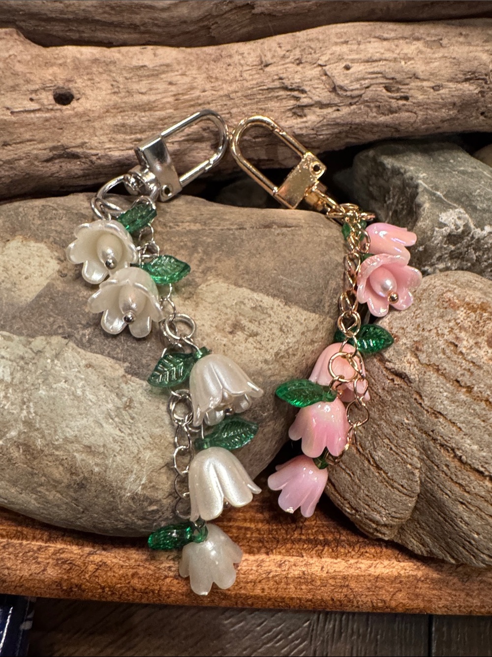 Floral Drop Charm Keychain Bracelet - CHOOSE Pink OR White Flowers with LEAF